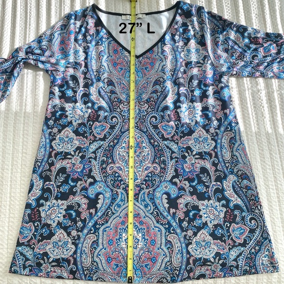 Mandala Top - Picture 3 of 3